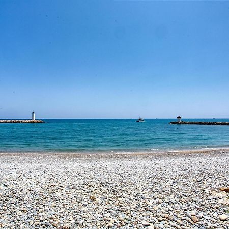 Апартаменти Loft Marina Direct Plage Вільнев-Лубе Екстер'єр фото